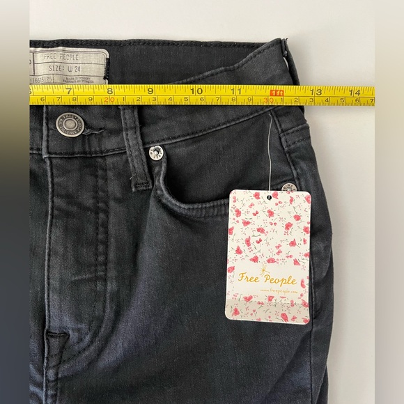 Free People | NWT Women’s High Rise Distressed Skinny   Jeans - Picture 10 of 10